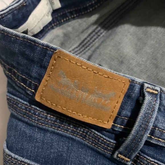 Levi’s 529 Curvy Boot Cut Blue Jeans - Picture 8 of 12